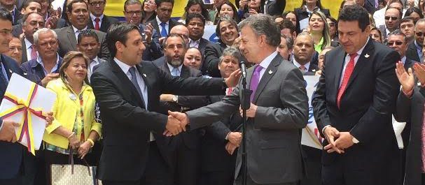 Mauricio Lizcano y el presidente Santos