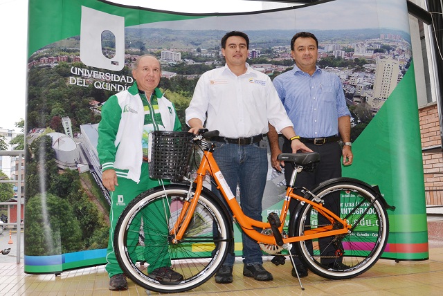 armenia-ministro-de-transporte-bicicleta